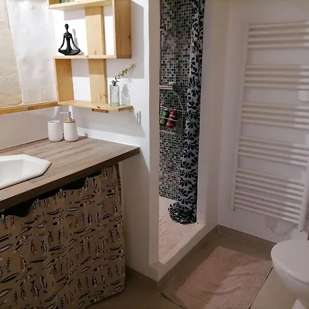 De Charme Au Coeur D'arles Apartment